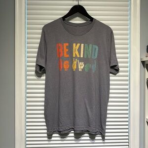 BE KIND Graphic tee